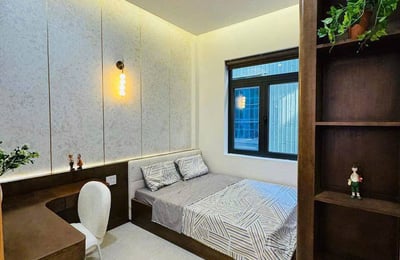 Miete eines 3-stöckigen Hauses in Strandnähe im Stadtteil Hoa Minh, Da Nang, Vietnam